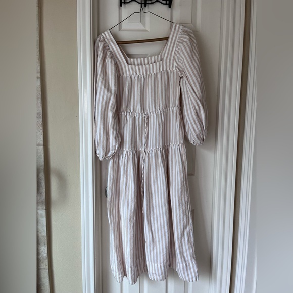 Dresses & Skirts - Striped Square-Neck Midi Dress - White & Tan